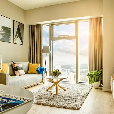 Sky Tower Apartament *