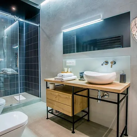 Sky Tower Apartment